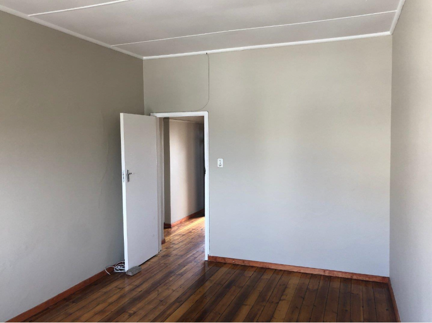 To Let 1 Bedroom Property for Rent in Southernwood Eastern Cape